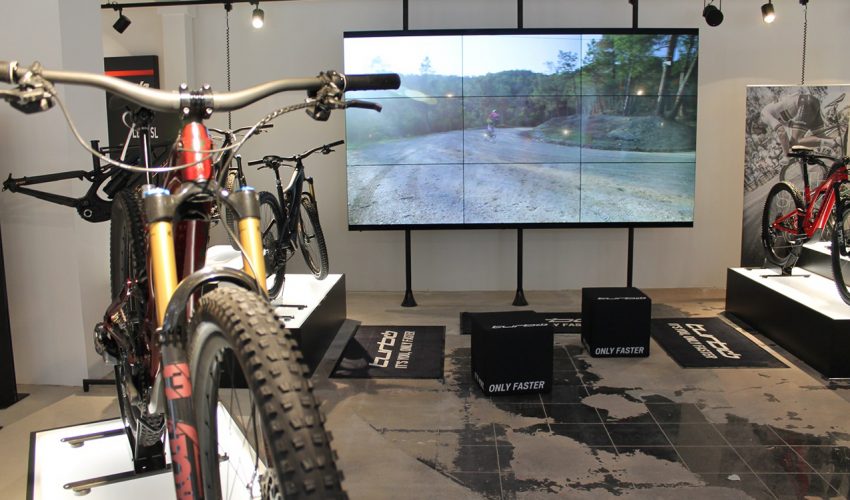Pop-Up-Erlebnis: PPDS Philips Displays ConceptCycles