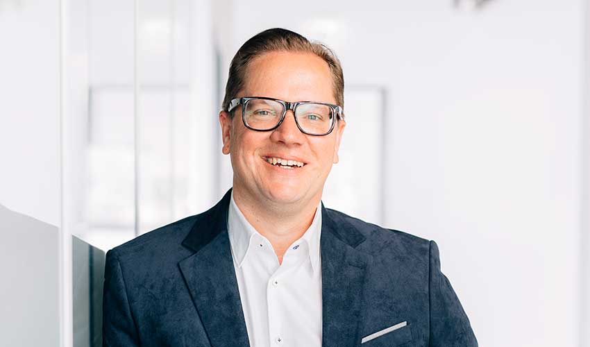 Dr. Fabian Schühle neuer CEO Deinzer Group
